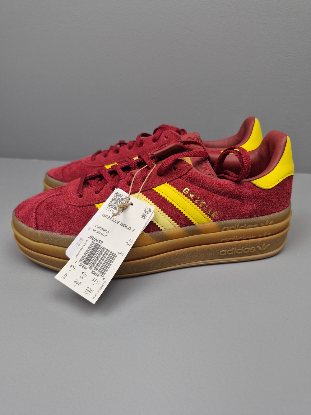 adidas Gazelle Bold Suede Low Top Sneaker Red Yellow Brown Lace Up size 5 JR5953